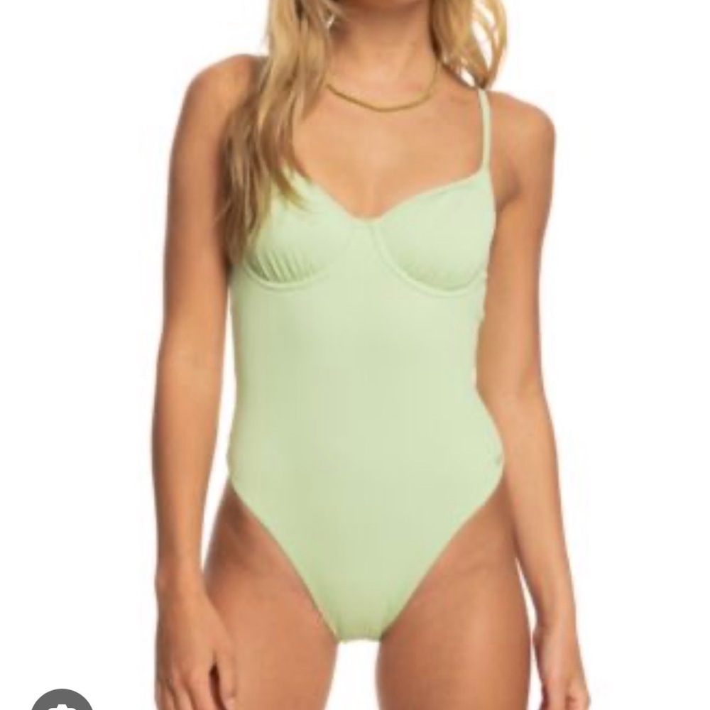 NWT Roxy Light Green Ribbed Swimsuit Poolside Ready! Vibrant Summer Color - Picture 2 of 8
